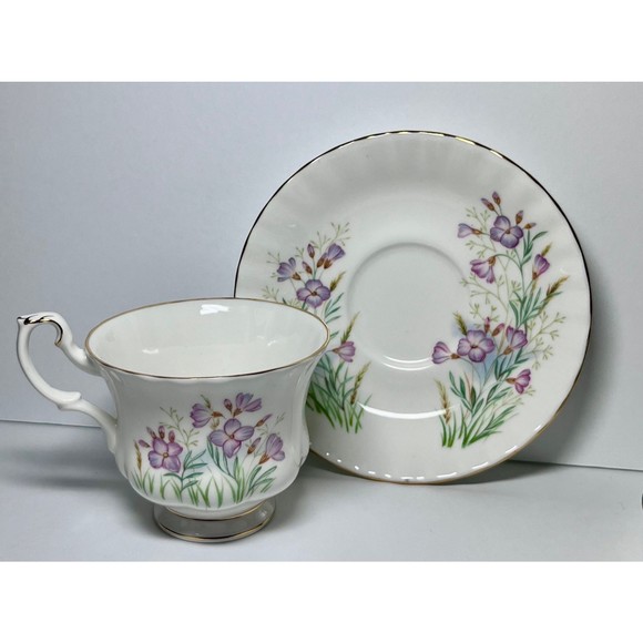 Royal Albert Flower of the Month Teacup in lady’s smock - Picture 1 of 10